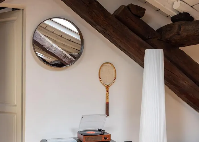 Dimora De' Poeti - 250 Square Meters Attic With Jacuzzi شقة