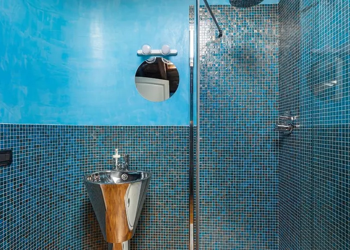 Dimora De' Poeti - 250 Square Meters Attic With Jacuzzi شقة بولونيا